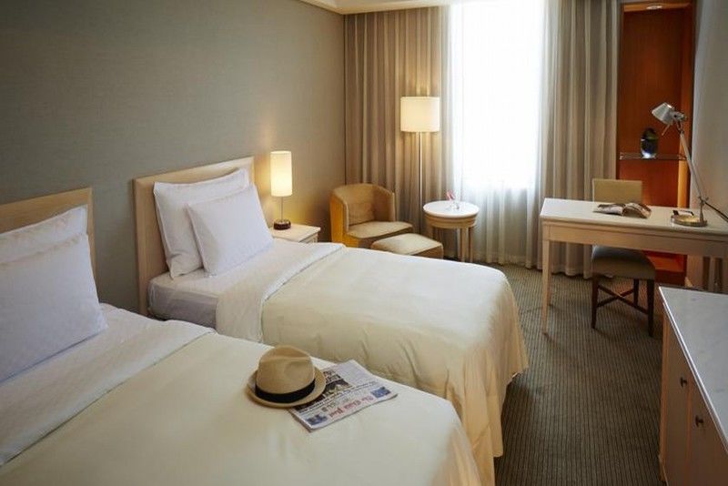 Welcome Hotel Тайпей Екстериор снимка