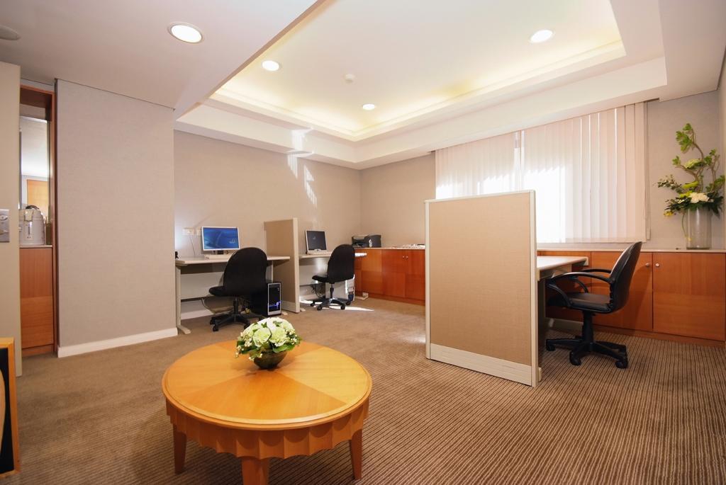 Welcome Hotel Тайпей Екстериор снимка